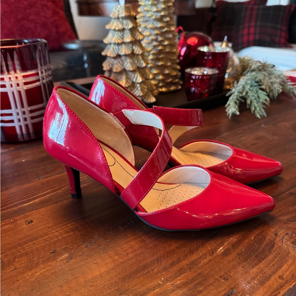 Darling and festive heels, perfect for the Christmas season!